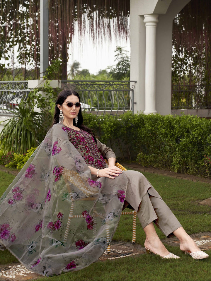Beige-Cotton-Blend-Embroidered-Kurta-Set
