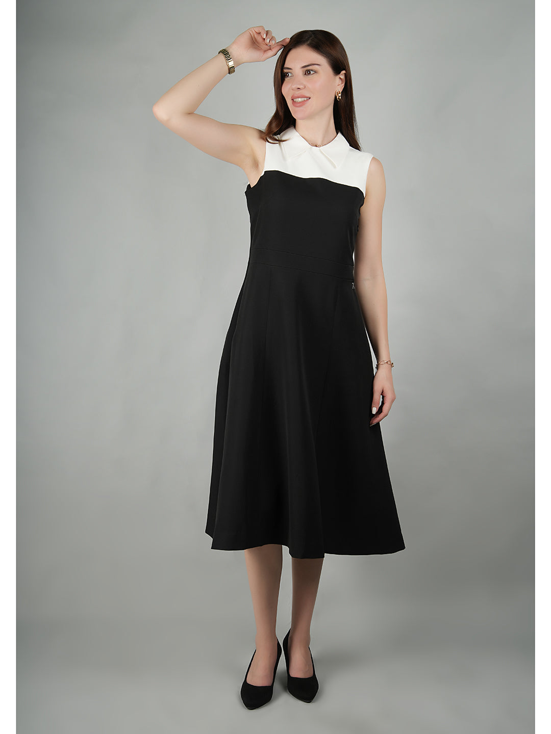 Black-Blended-Fabric-Bronzed-Color-Block-Dress-With-Collar