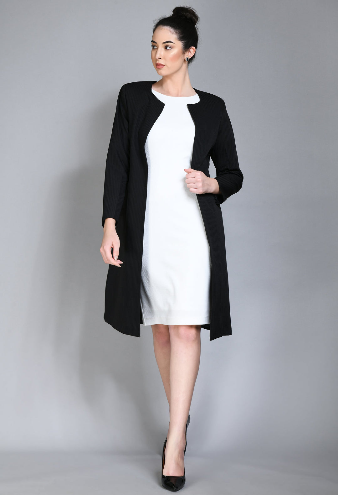 Black-Cotton-Blend-Confidence-Striped-Long-Blazer