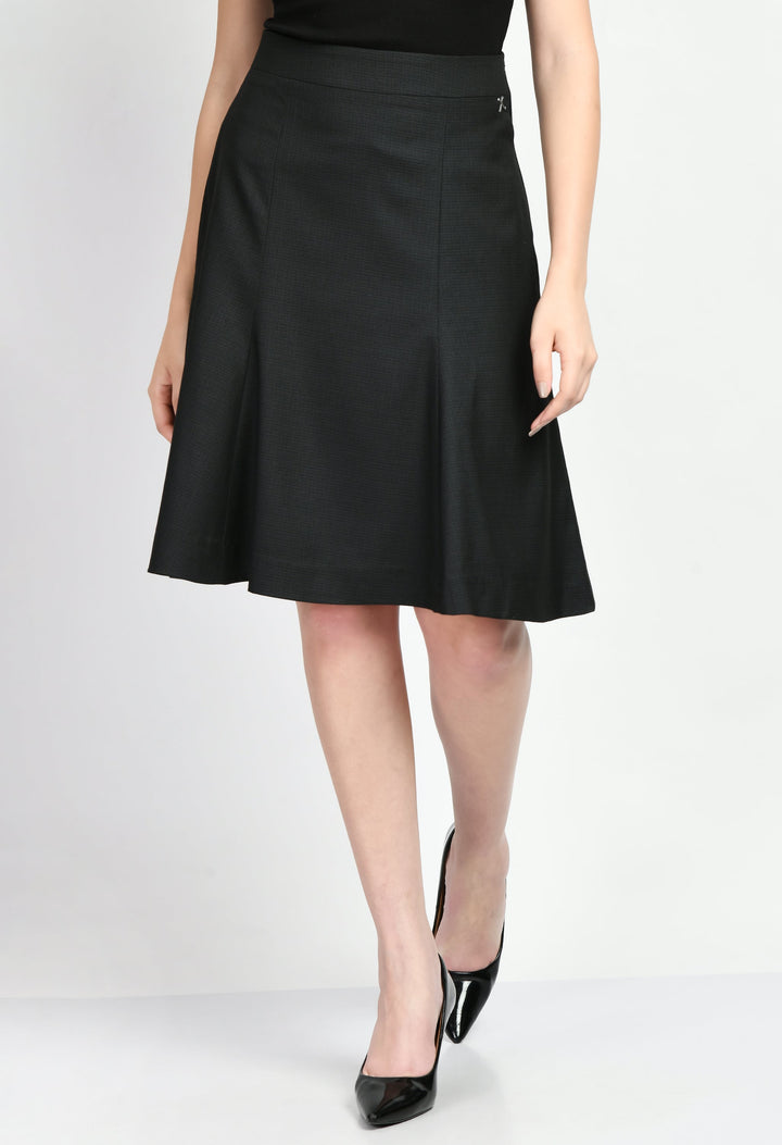 Black-Cotton-Blend-Decisiveness-Checked-A-Line-Skirt