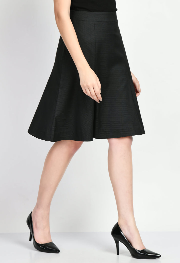 Black-Cotton-Blend-Decisiveness-Checked-A-Line-Skirt