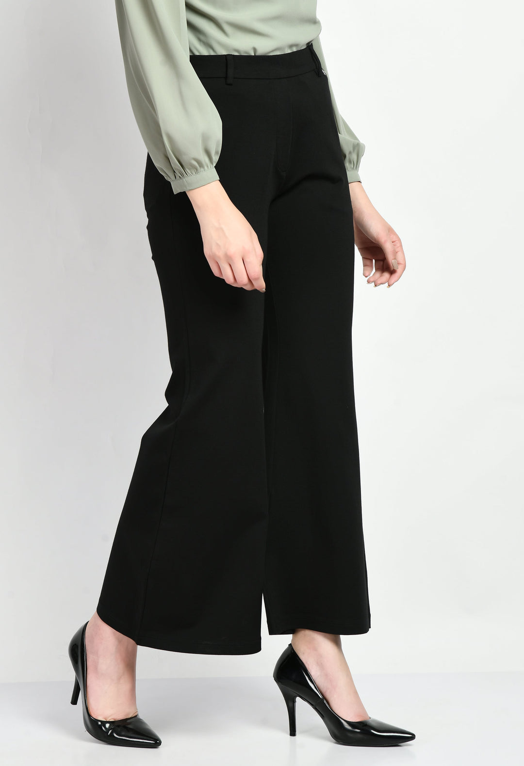 Black-Cotton-Blend-Solid-Stretch-Bootcut-Trouser