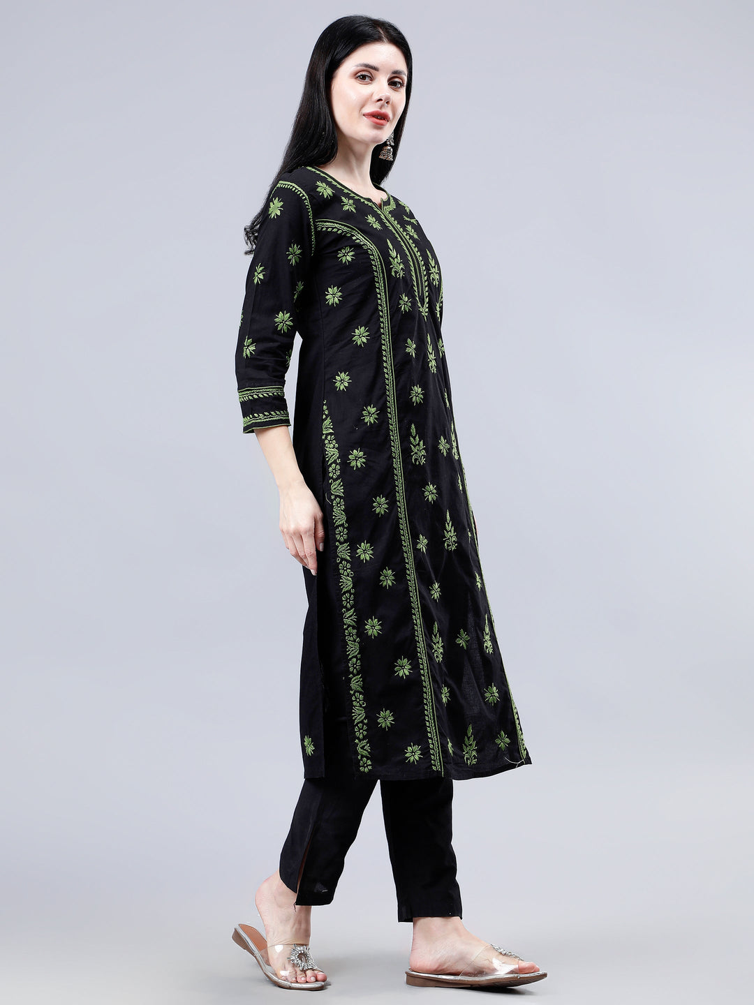 Black-Cotton-Embroidered-Chikankari-Kurta