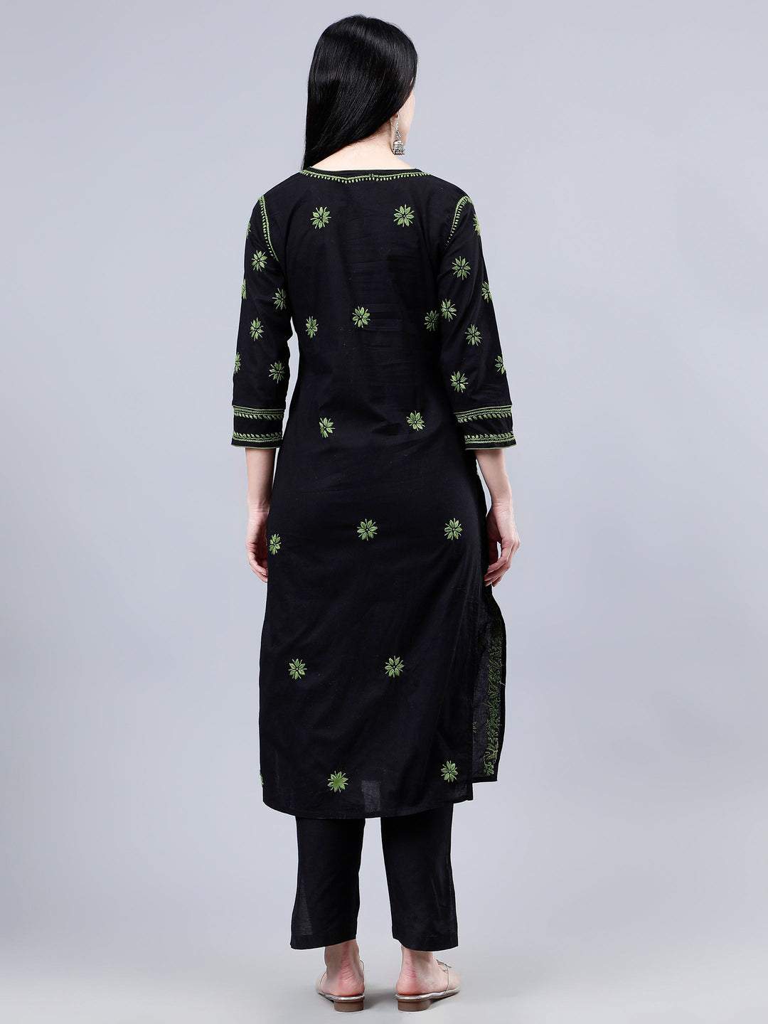 Black-Cotton-Embroidered-Chikankari-Kurta