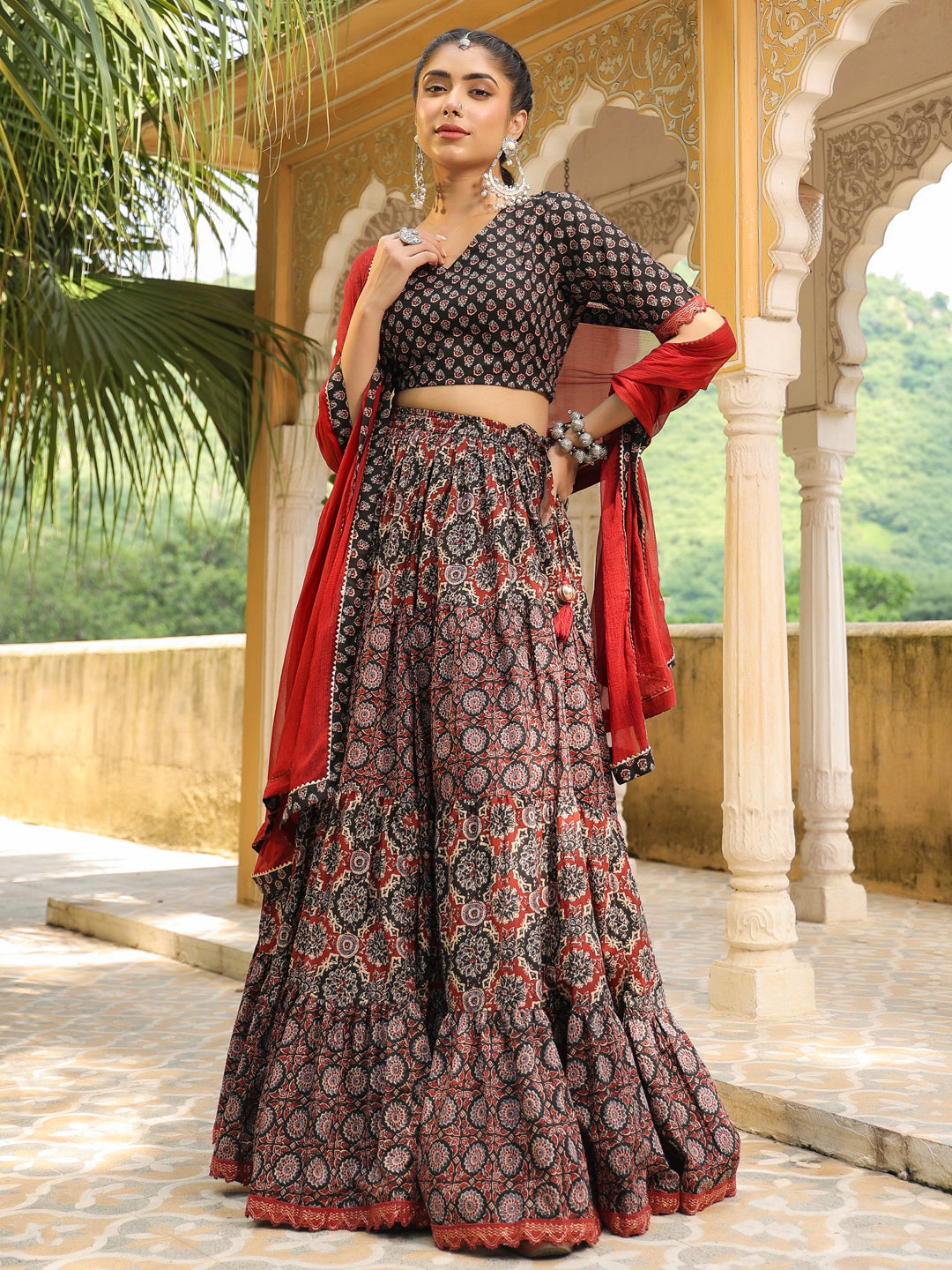 ZERESOUQ-Black-Cotton-Ethnic-Motifs-Lehenga-Set