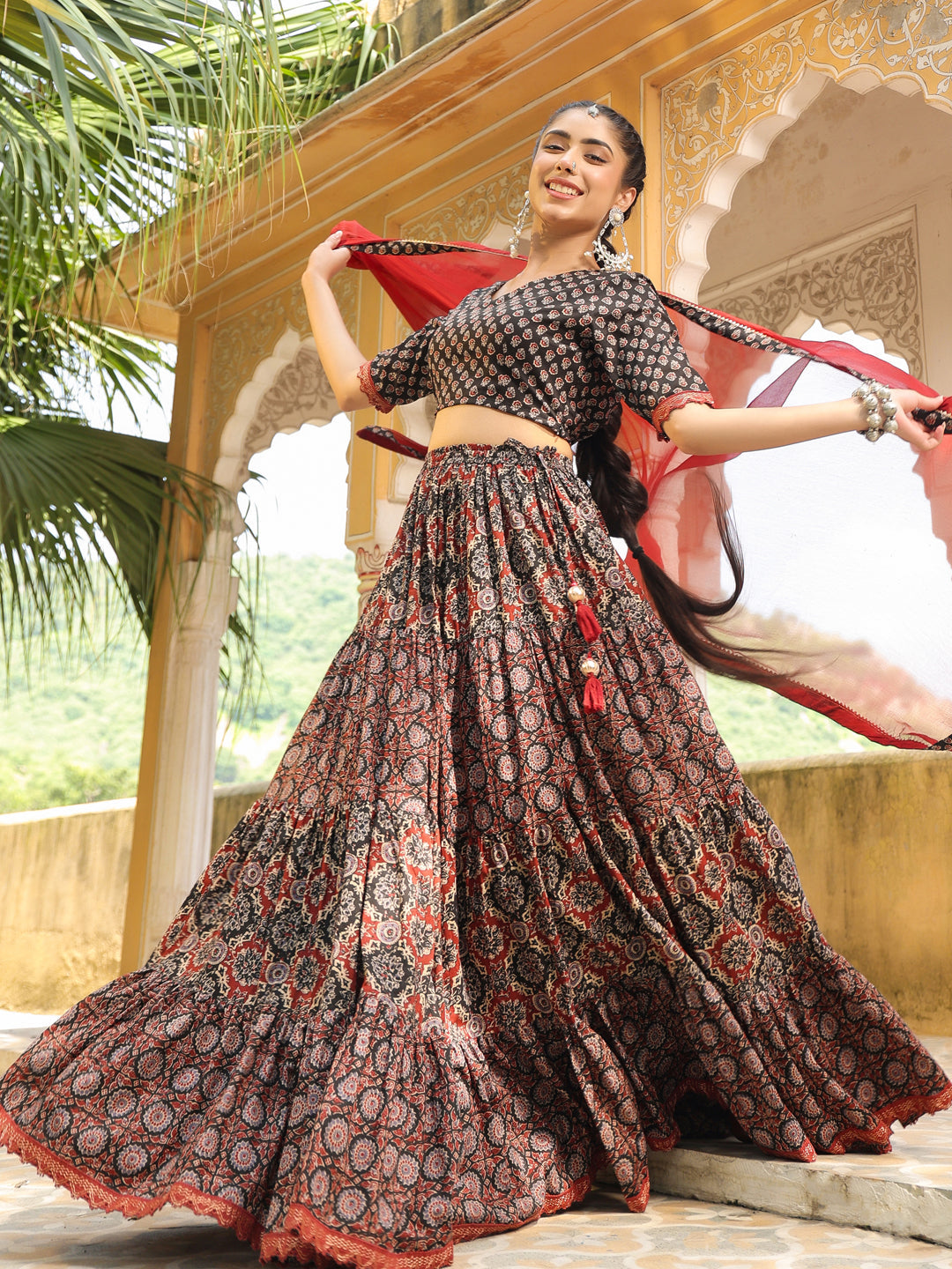 ZERESOUQ-Black-Cotton-Ethnic-Motifs-Lehenga-Set