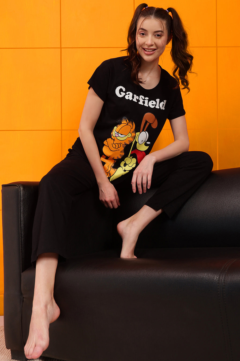 Black-Cotton-Garfield-Print-T-Shirt-&-Pyjama-Set