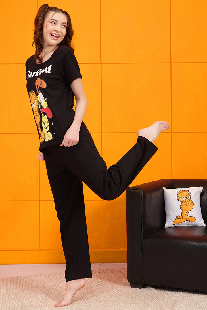 Black-Cotton-Garfield-Print-T-Shirt-&-Pyjama-Set