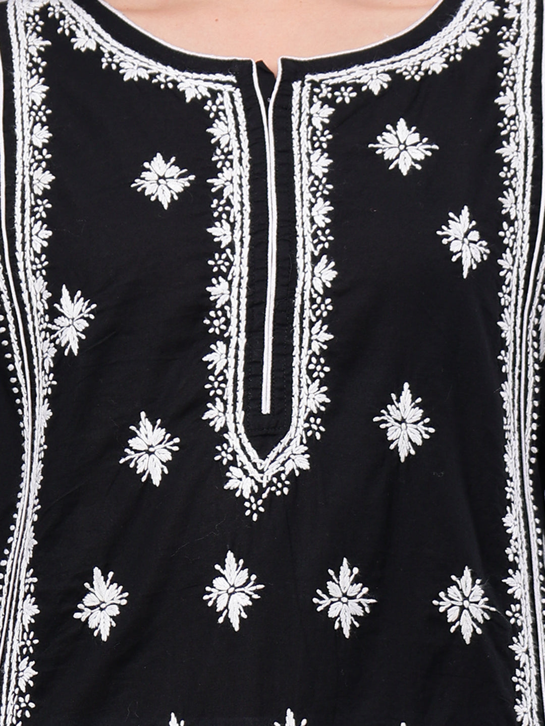 Black-Cotton-Hand-Embroidered-Chikankari-Kurta