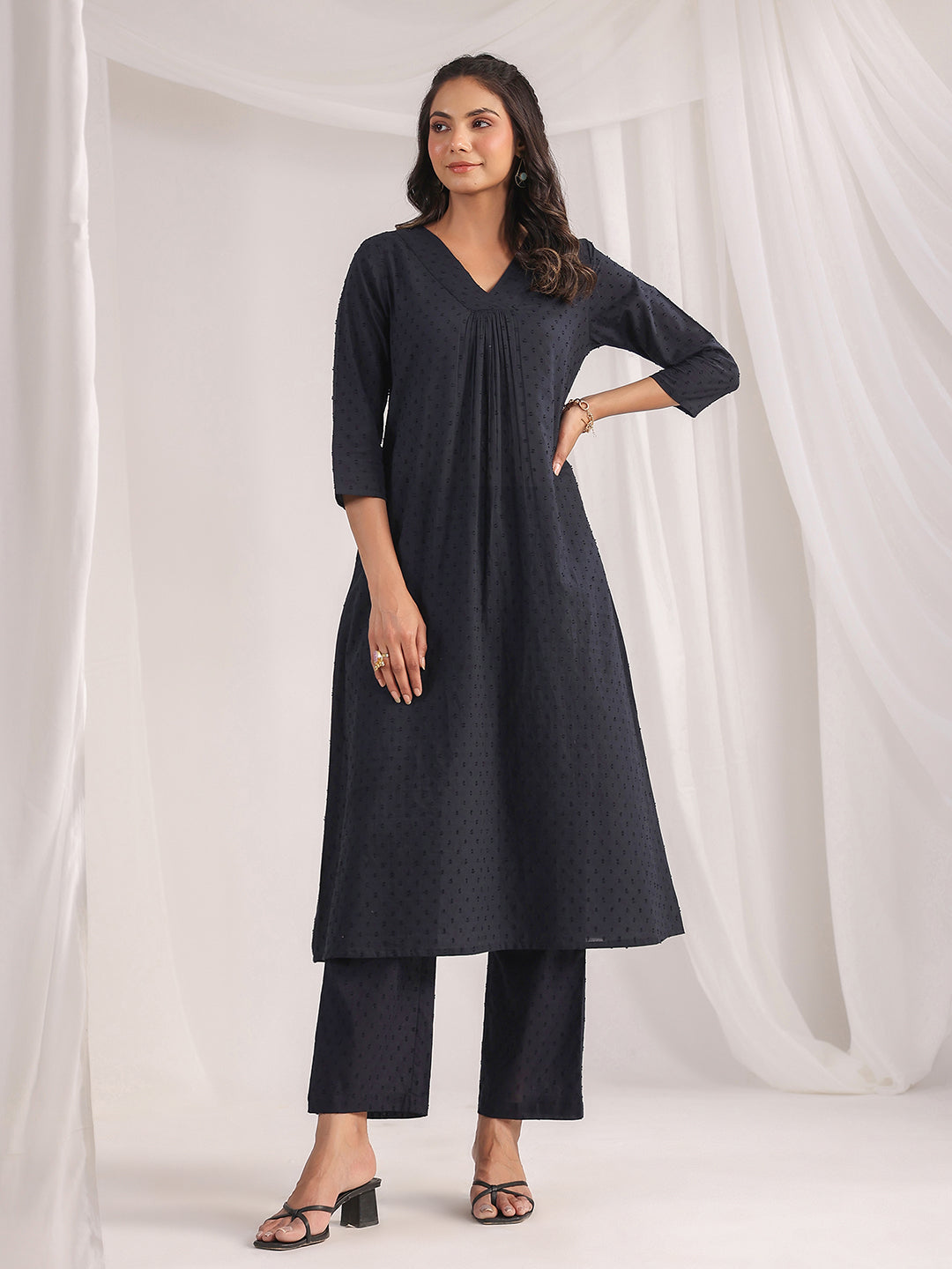 ZERESOUQ-Black-Dobby-Cotton-A-Line-2-Piece-Kurta-Set