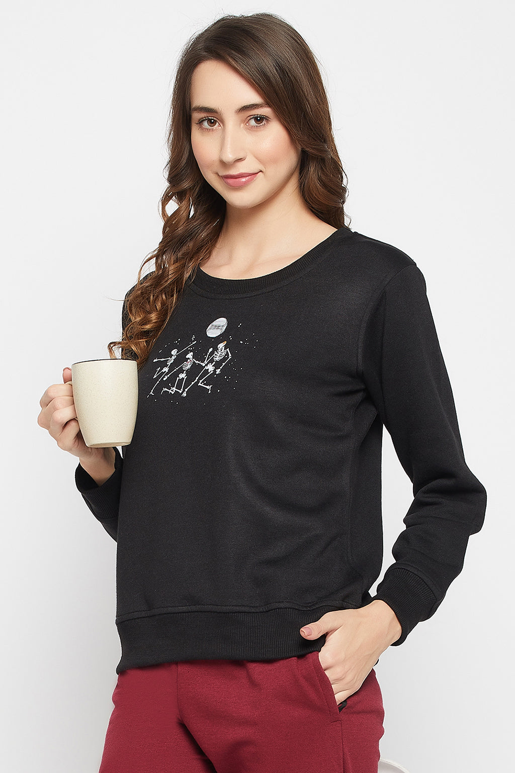 Black-Fleece-Graphic-Print-Sweatshirt