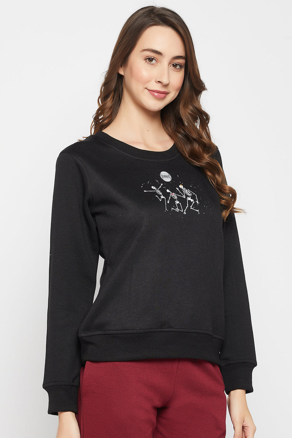 Black-Fleece-Graphic-Print-Sweatshirt