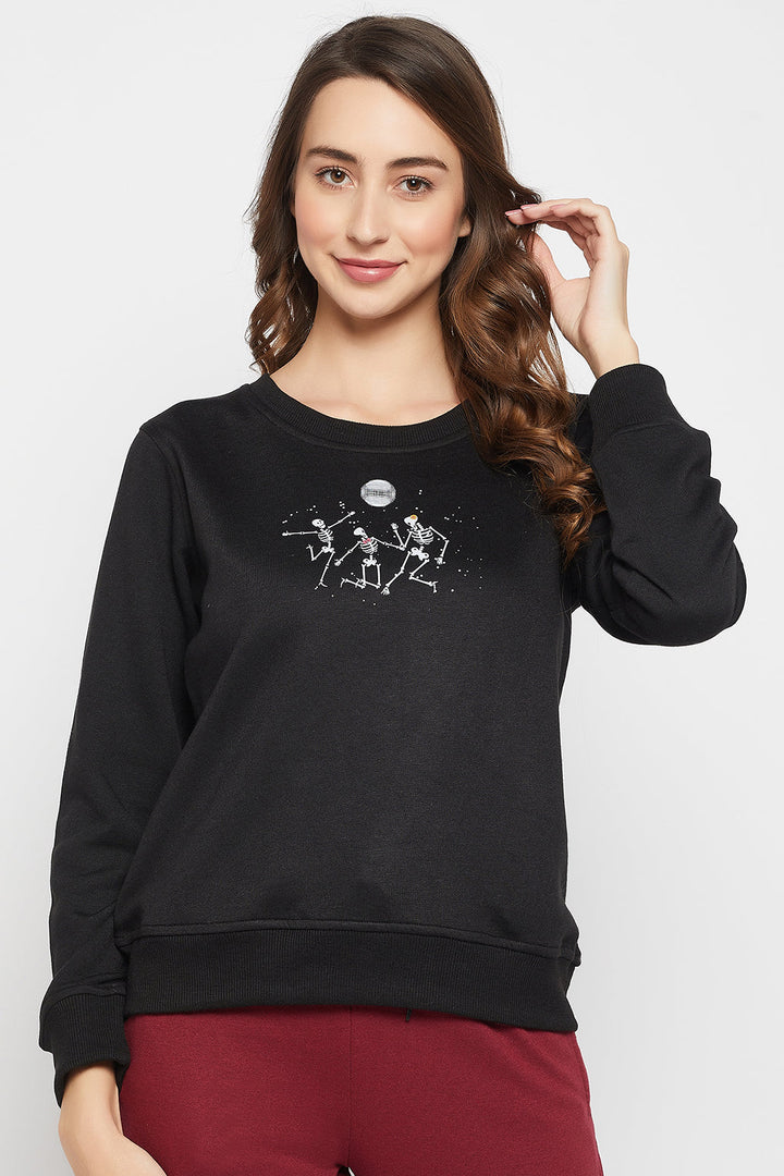 Black-Fleece-Graphic-Print-Sweatshirt