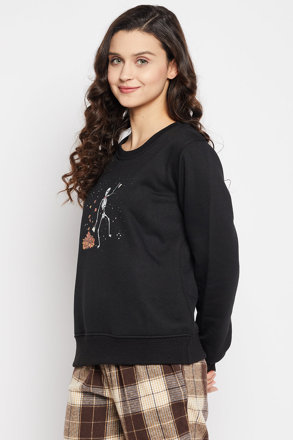 Black-Fleece-Graphic-Printed-Sweatshirt