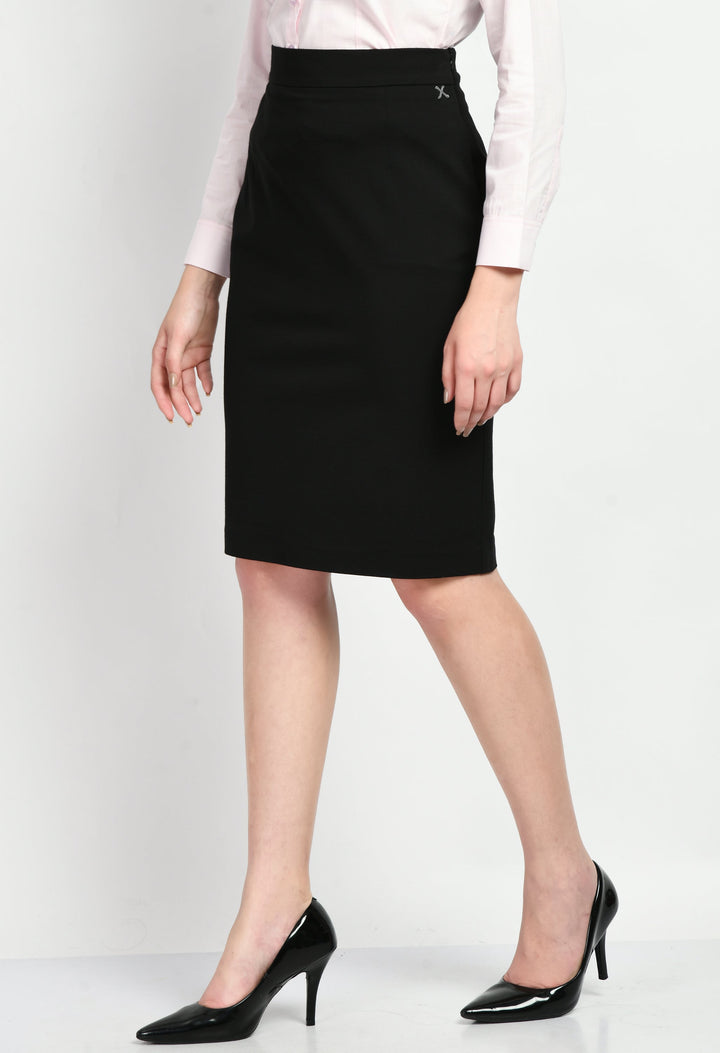 Black-Leadership-Solid-Stretch-Pencil-Skirt