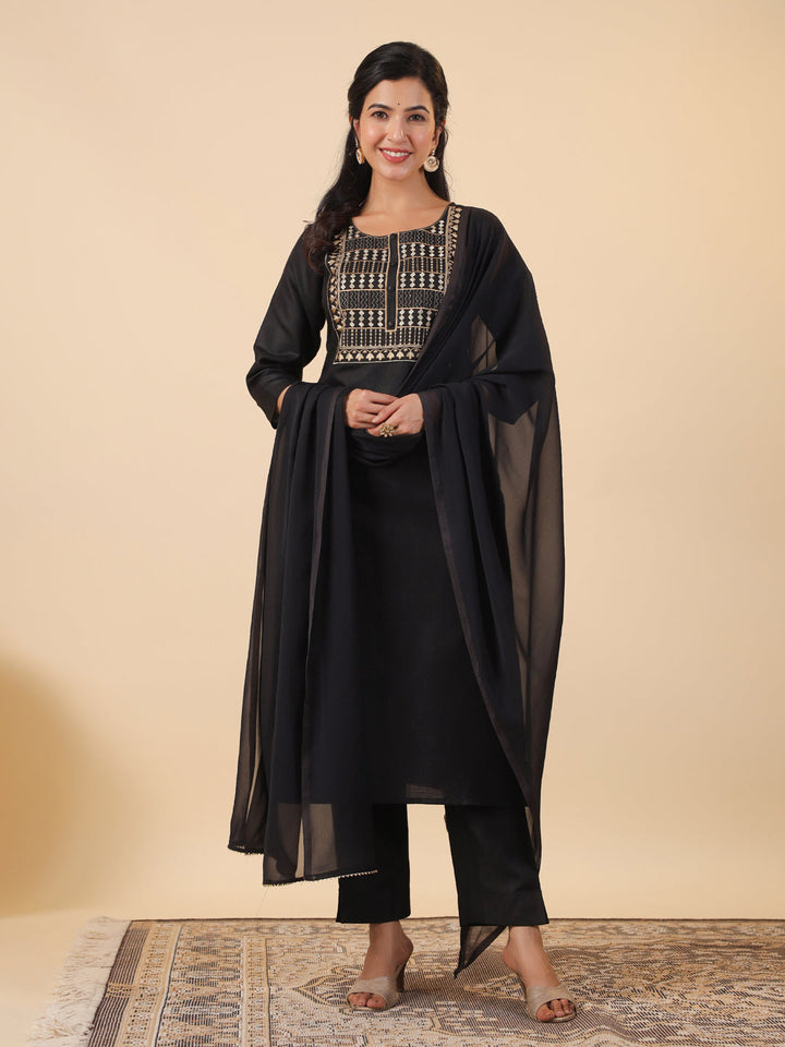 Black-Magics-Slub-Straight-3-Piece-Kurta-Set