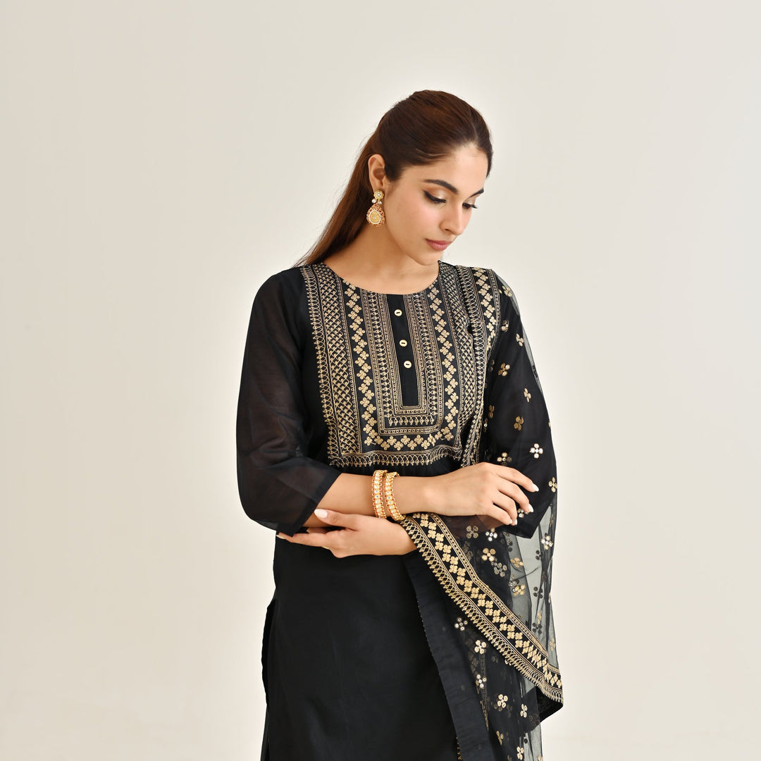 Black-Poly-Chanderi-Embroidered-3-Piece-Kurta-Set