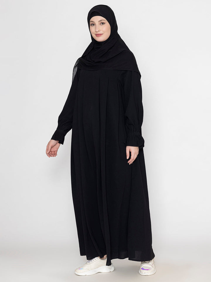 Black-Polyester-Crickeled-Front-Pleated-Abaya