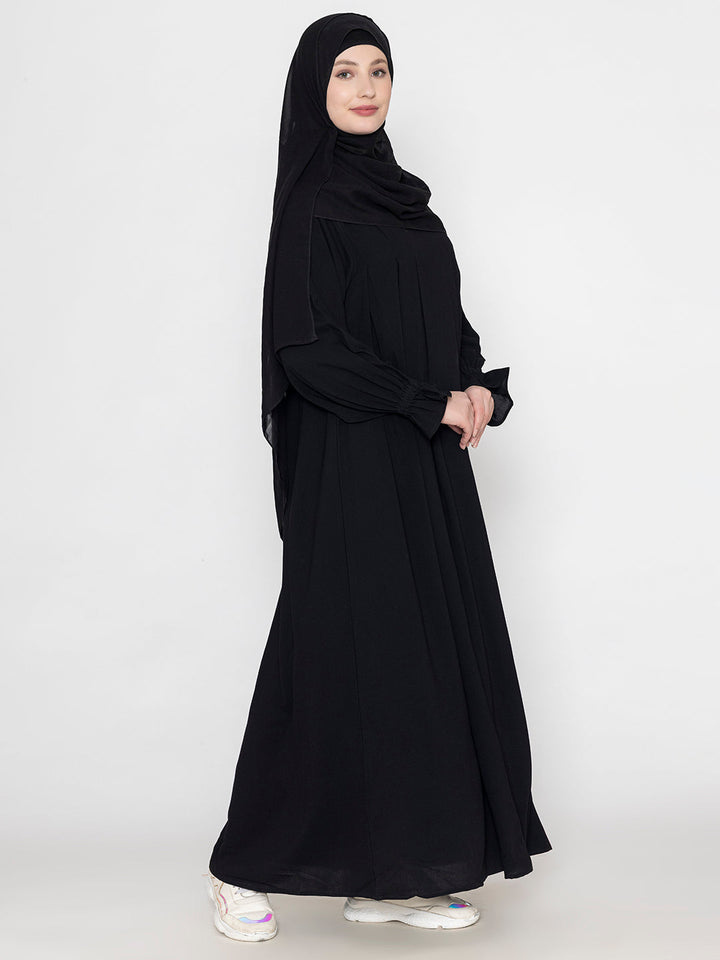 Black-Polyester-Crickeled-Front-Pleated-Abaya