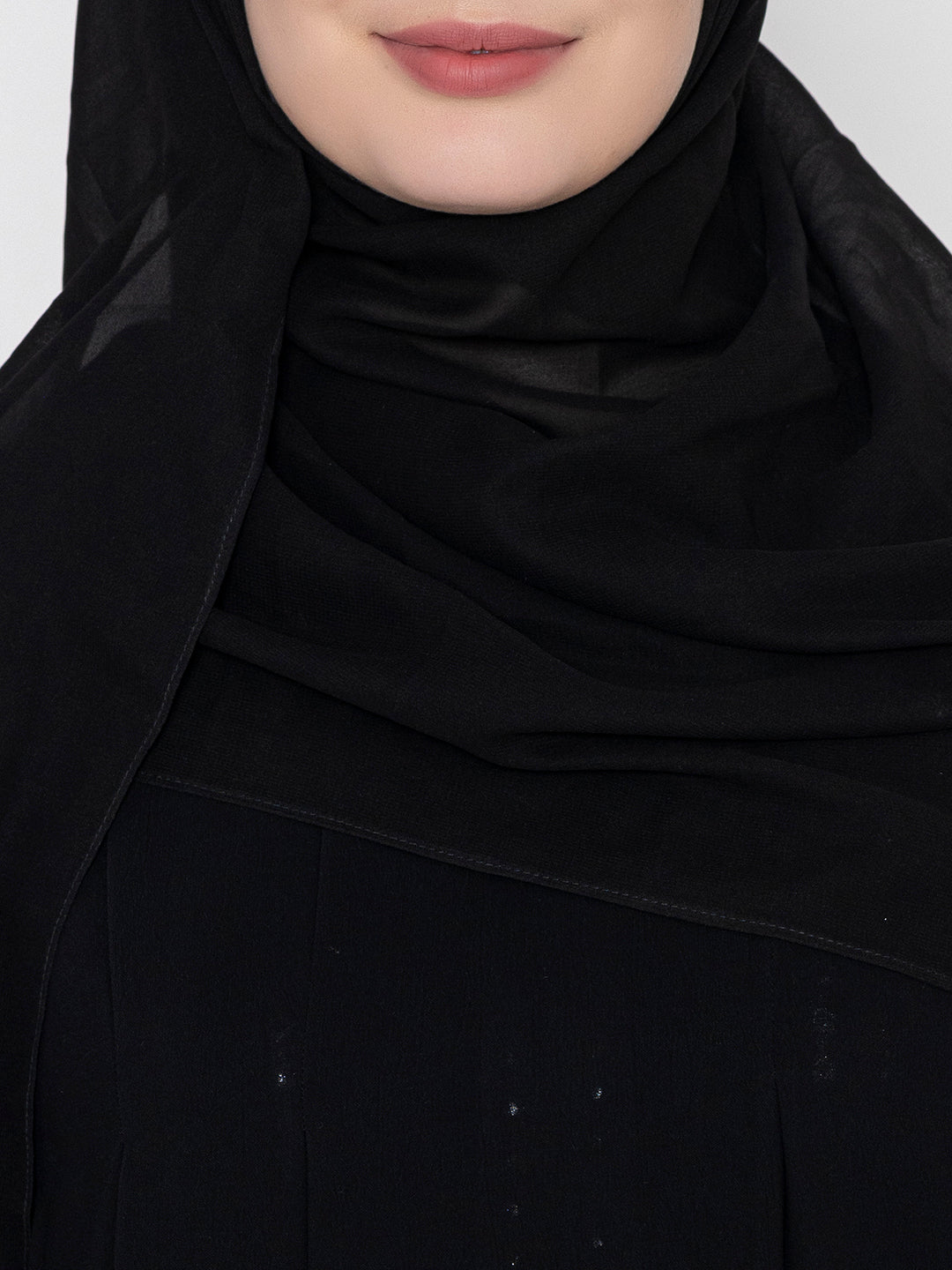 Black-Polyester-Crickeled-Front-Pleated-Abaya