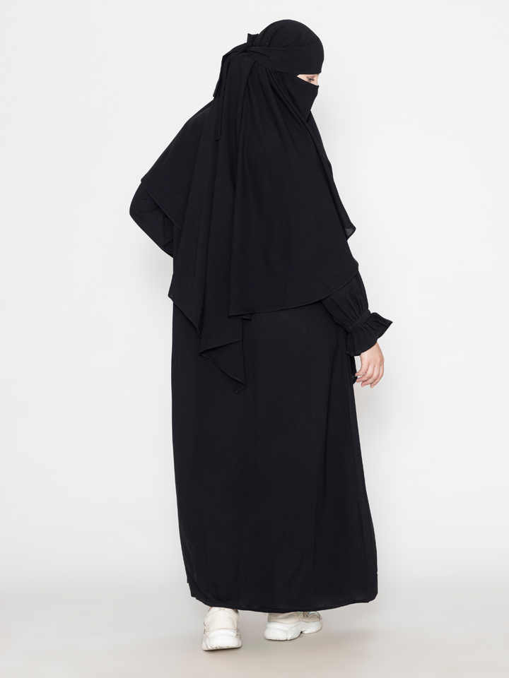 Black-Polyester-Front-Pleated-Crickeled-Abaya