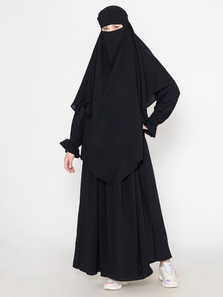 Black-Polyester-Front-Pleated-Crickeled-Abaya