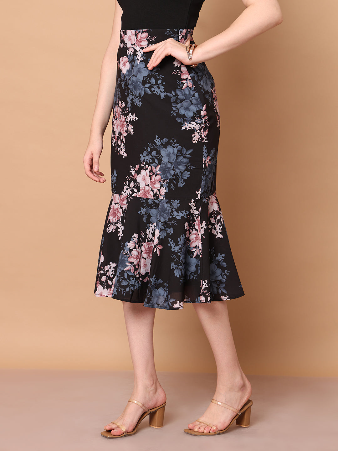 Black-Polyester-Radiant-Reflections-Floral-Midi-Skirt