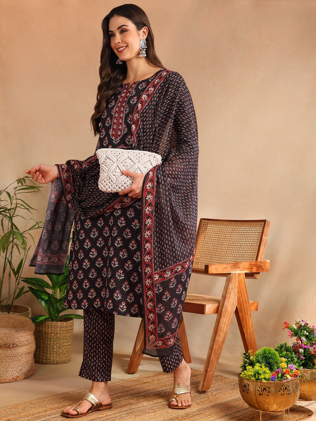 Black-Rayon-Blend-Floral-Print-Straight-3-Piece-Kurta-Set