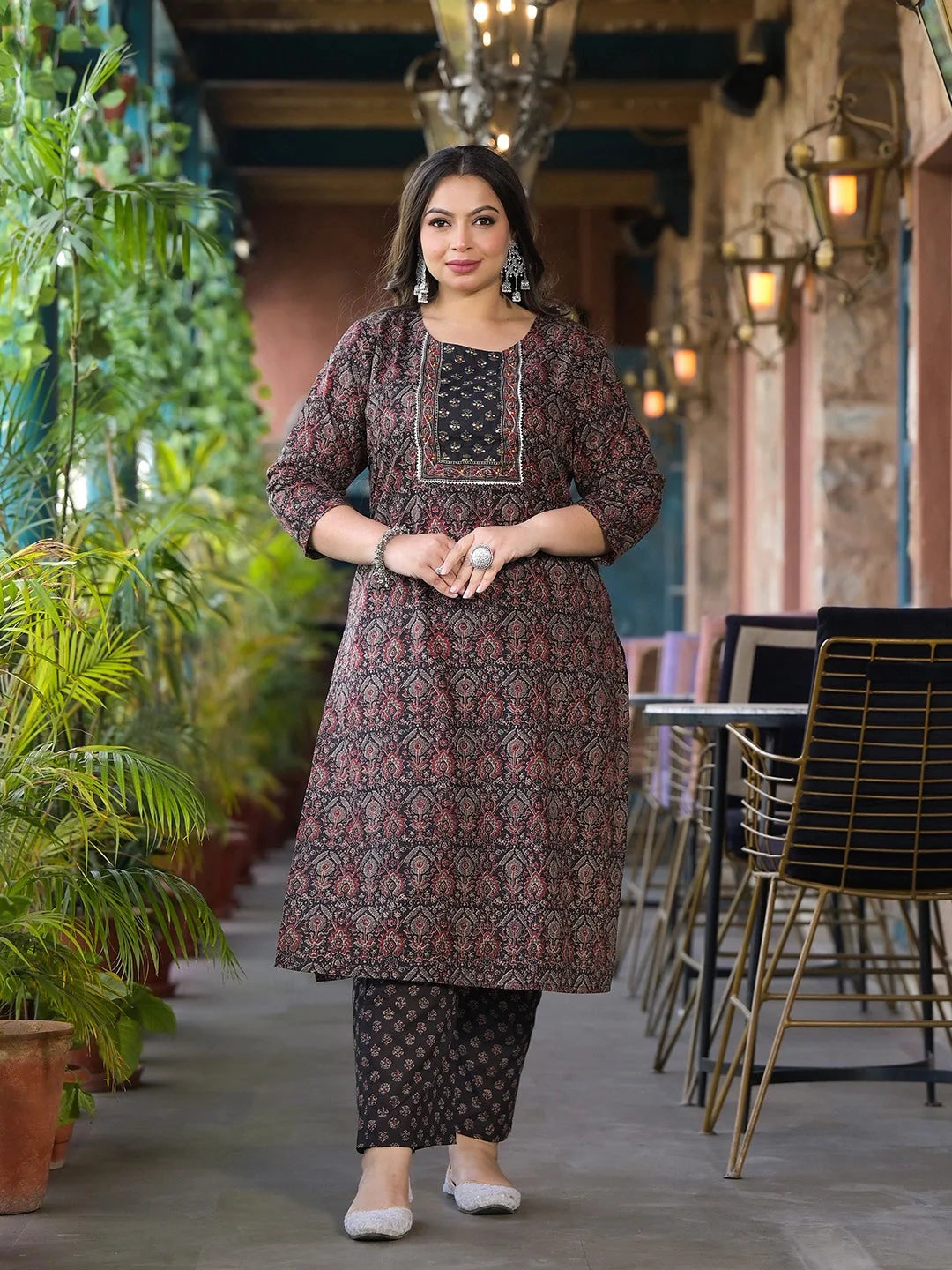 Black-&-Red-Cotton-Print-Straight-Plus-Size-3-Piece-Kurta-Set