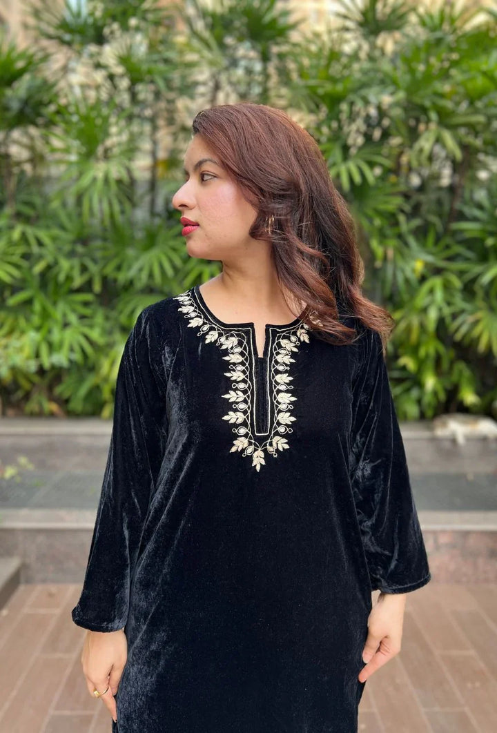 Black-Velvet-Gotta-Patti-2-Piece-Kurta-Set