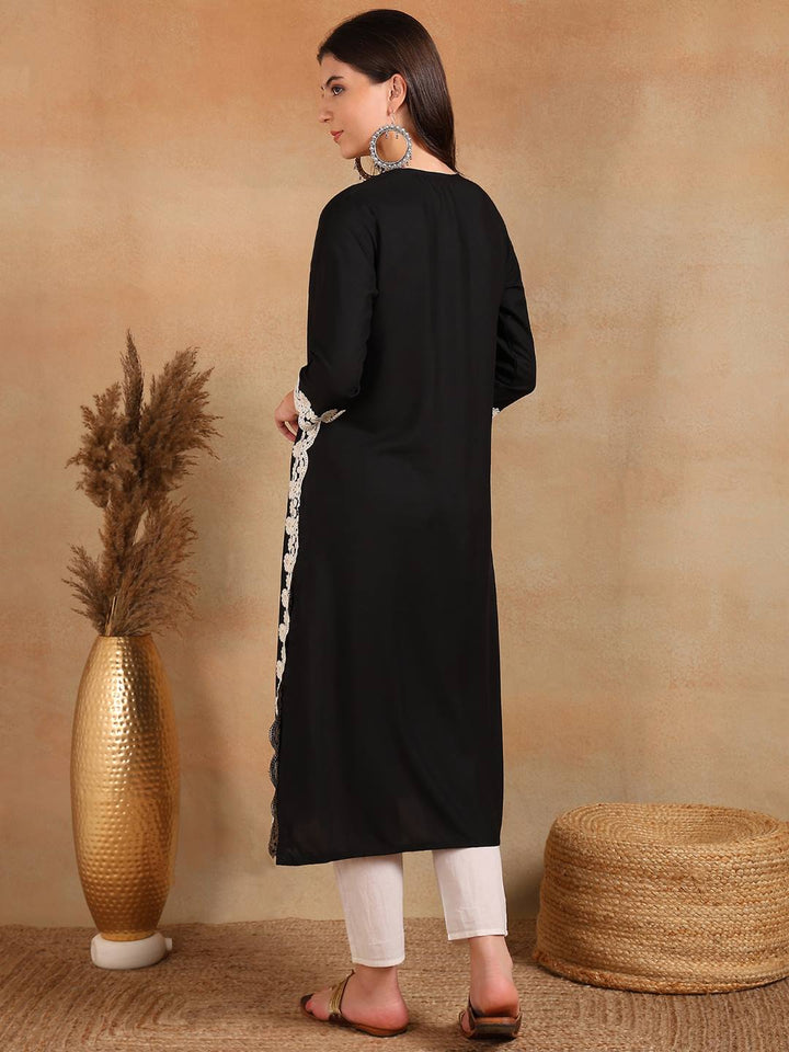 ZERESOUQ-Black-Viscose-Rayon-Solid-Embroidered-Chikankari-Kurta