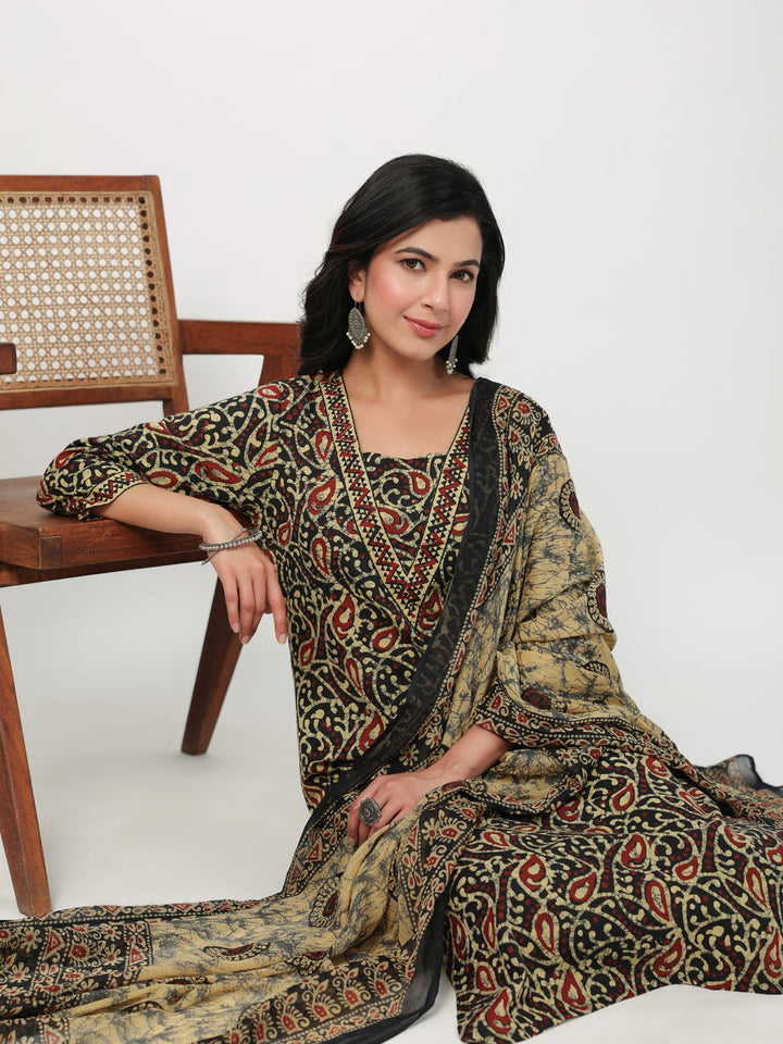 Black-&-Beige-Cambric-Straight-Printed-3-Piece-Kurta-Set