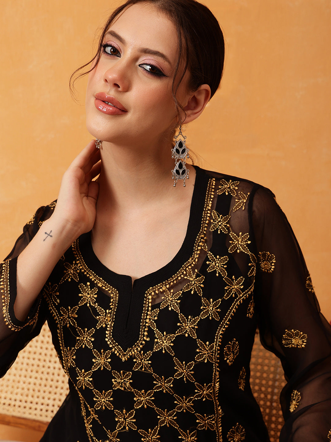 Black-&-Gold-Georgette-Embroidery-Chikankari-Tunic-With-Slip