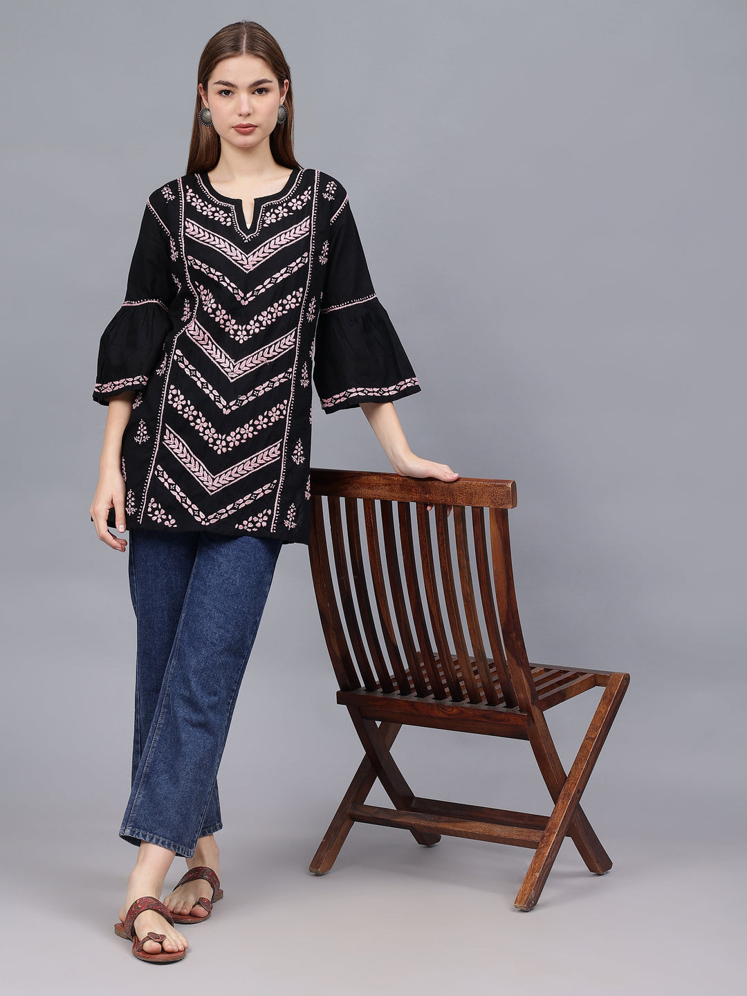 Black-&-Pink-Cotton-Embroidered-Round-Neck-Chikankari-Tunic