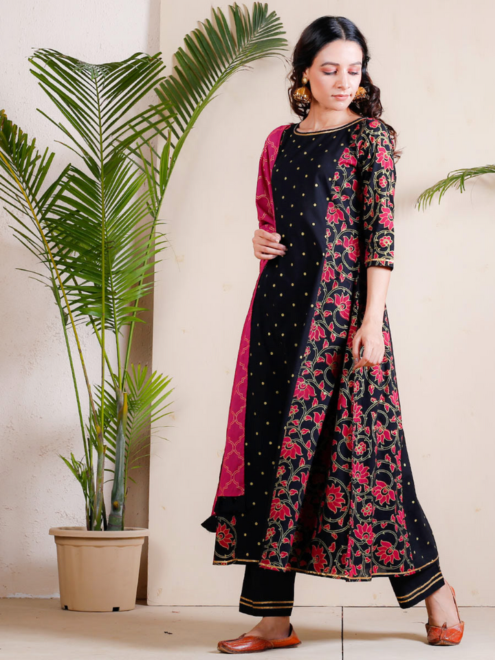 Black & Pink Printed Kurta Set With Dupatta