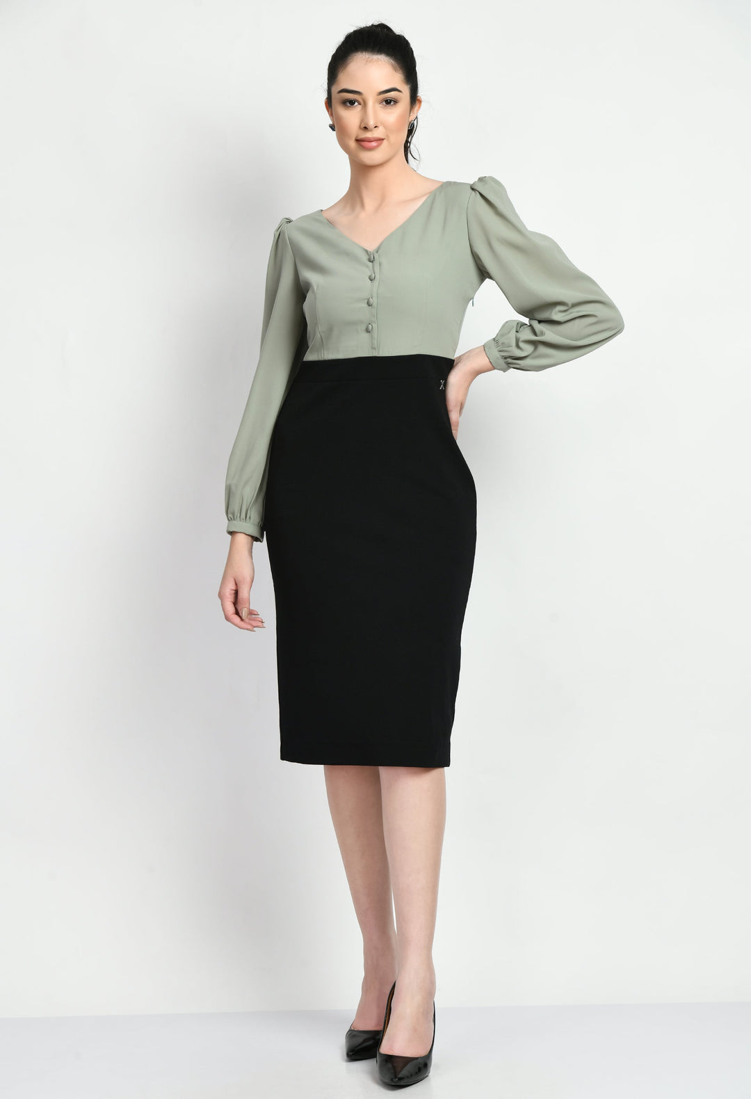 Black-&-Pista-Green-Cotton-Blend-Blocked-Sheath-Dress