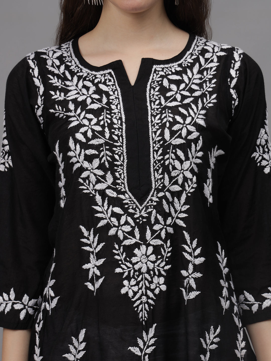 Black-&-White-Chanderi-Embroidered-Chikankari-Kurta