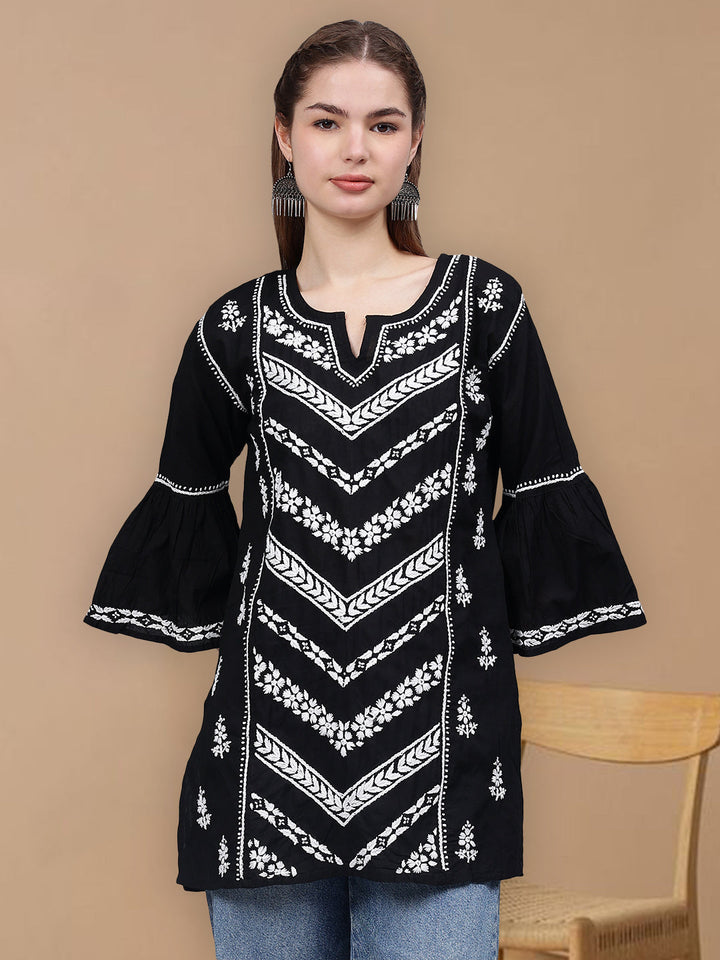 Black-&-White-Cotton-Embroidery-Chikankari-Tunic