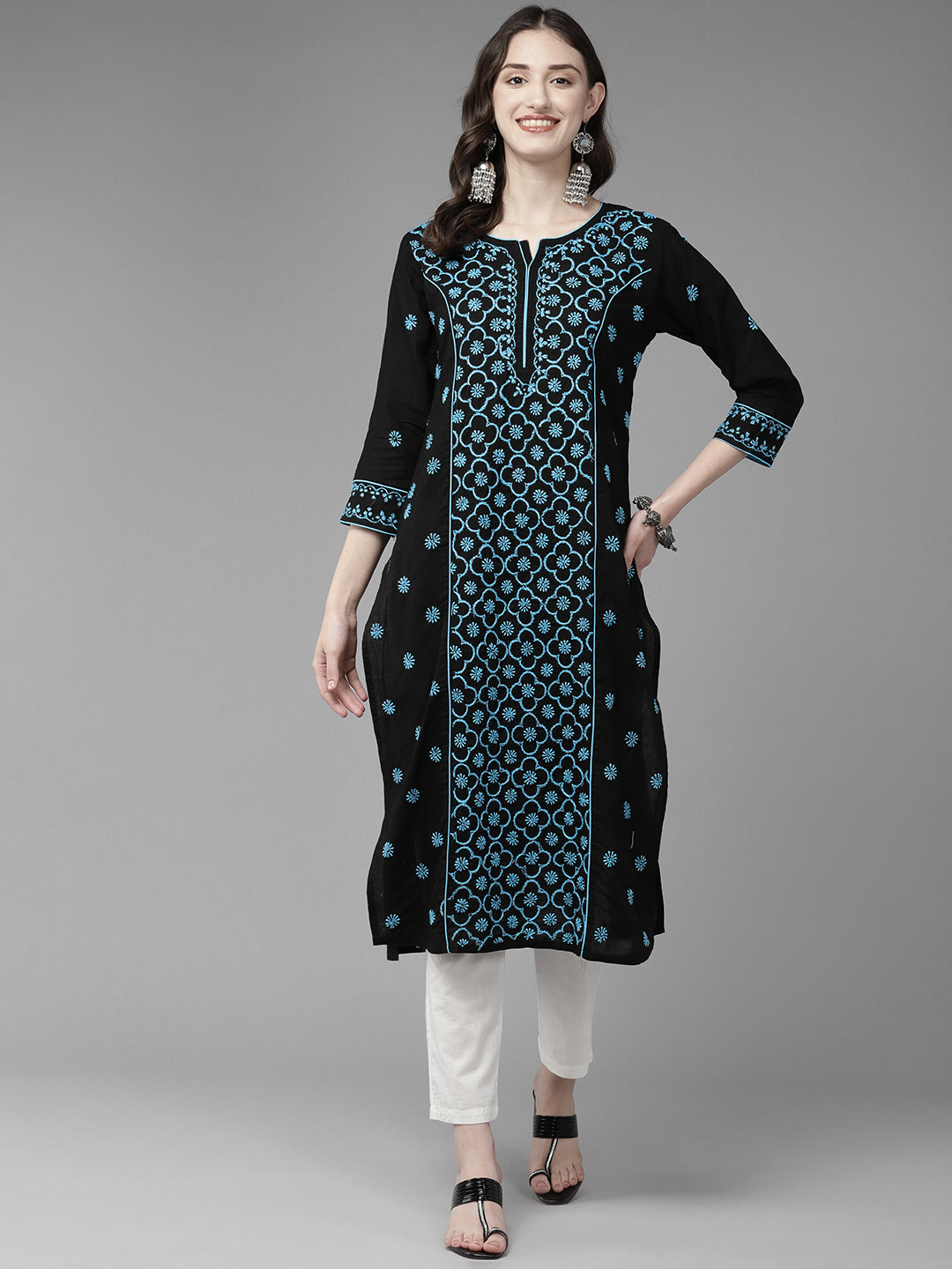 Black-&-Blue-Cotton-Embroidered-Chikankari-Kurta