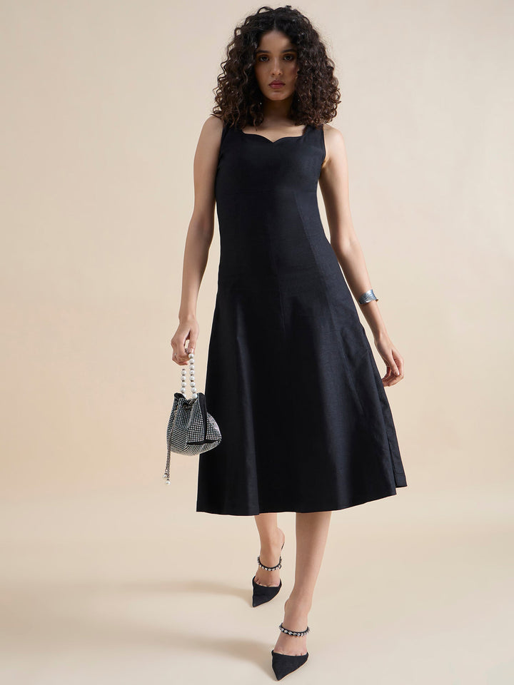 Black-Cotton-Linen-Sweetheart-Neck-Midi-Dress