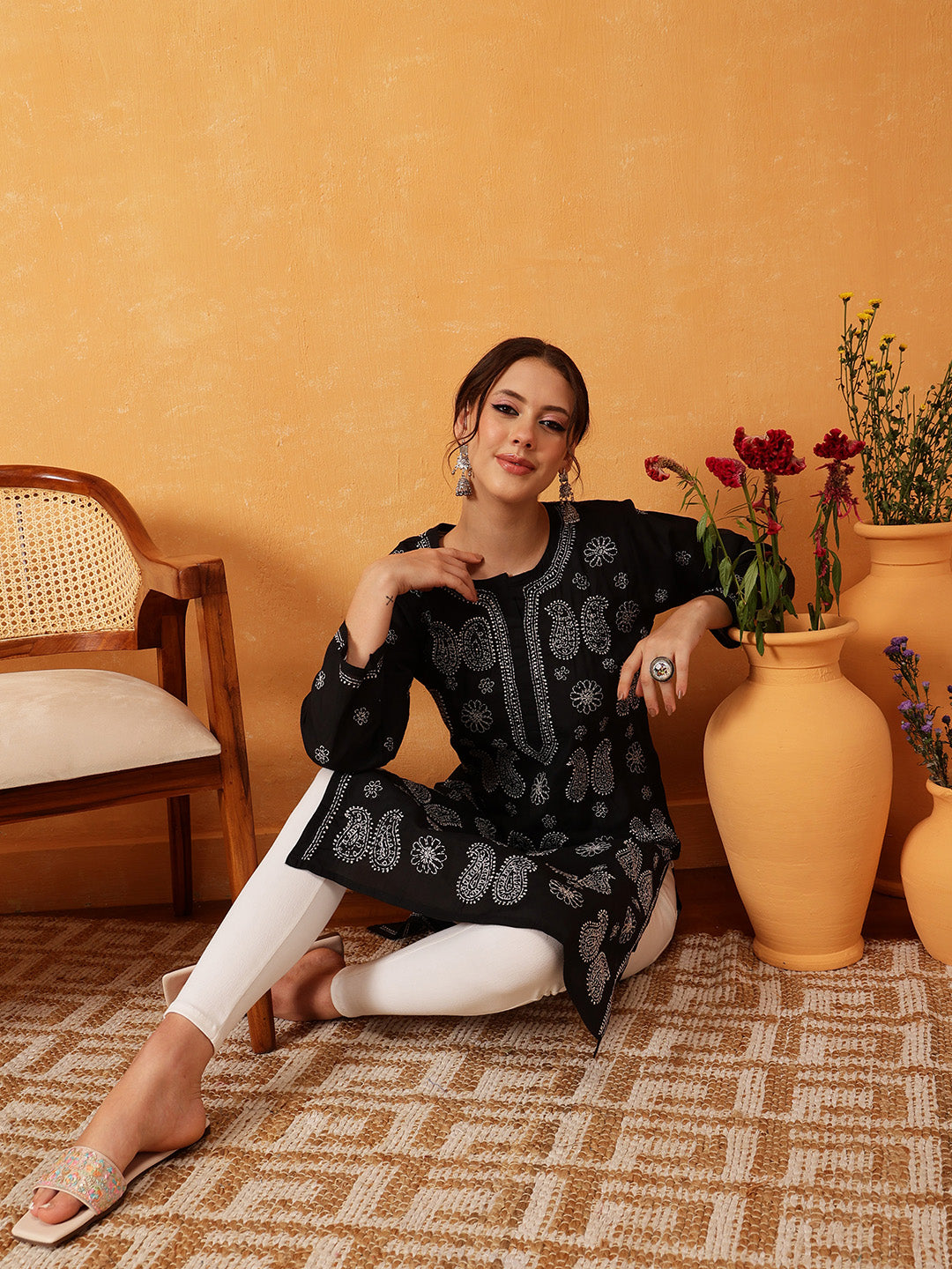 Black-Cotton-Embroidered-Chikankari-Kurta-Only