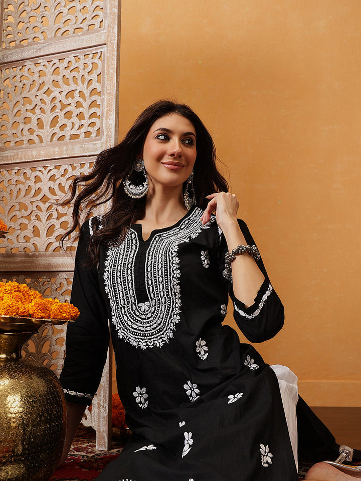 Black-Cotton-Embroidered-Lucknowi-Chikankari-Kurta-Only