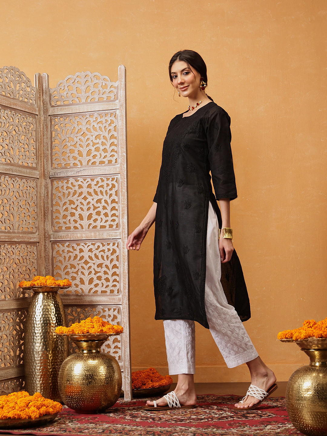 Black-Cotton-Solid-Embroidered-Chikankari-Kurta-Only