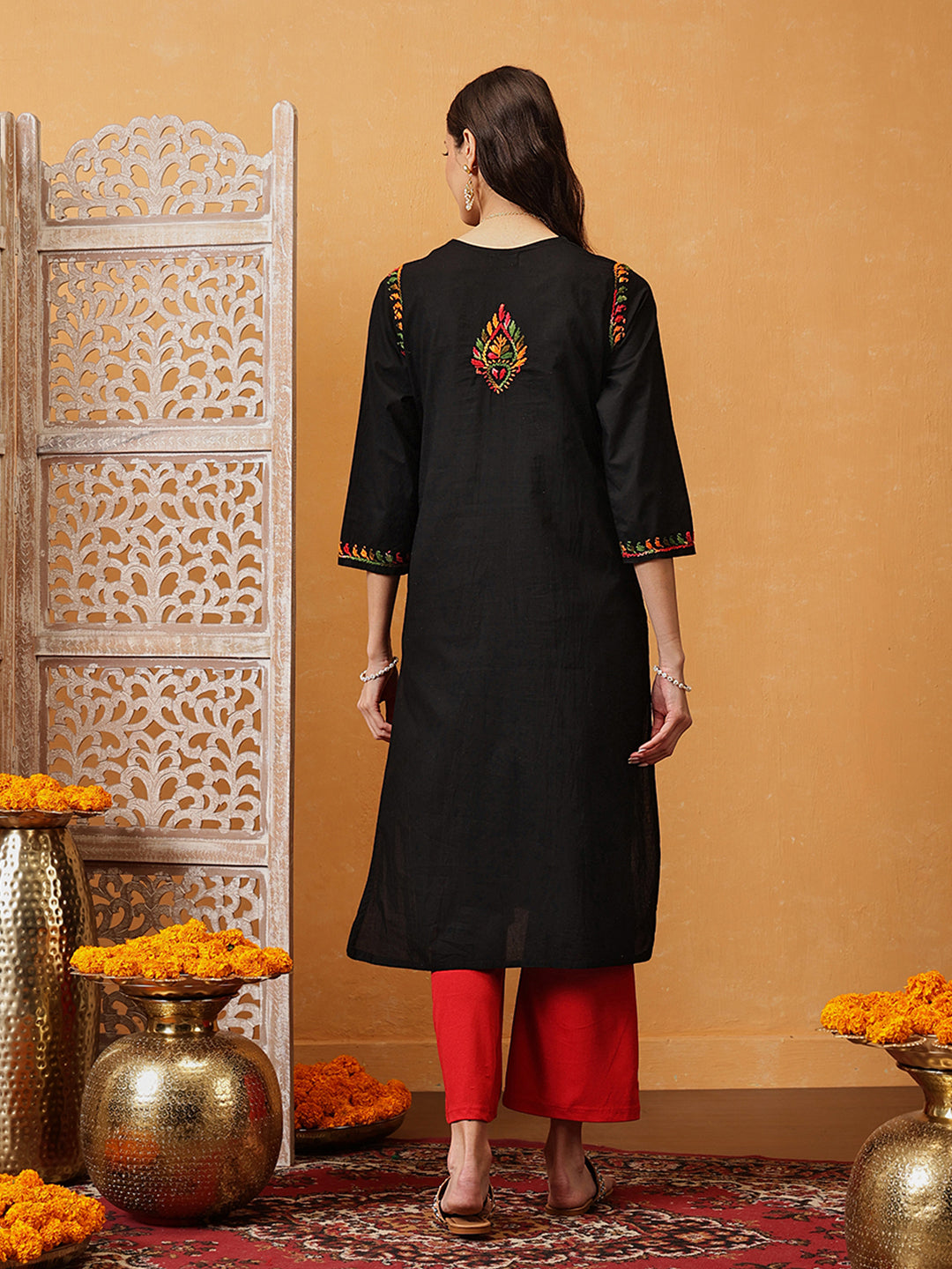 Black-Cotton-Ethnic-Motifs-Chikankari-Kurta-Only