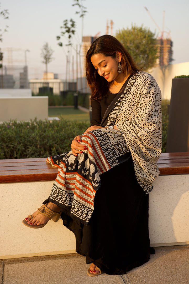 Black-Cotton-Nehrin-Kurta-with-Dupatta