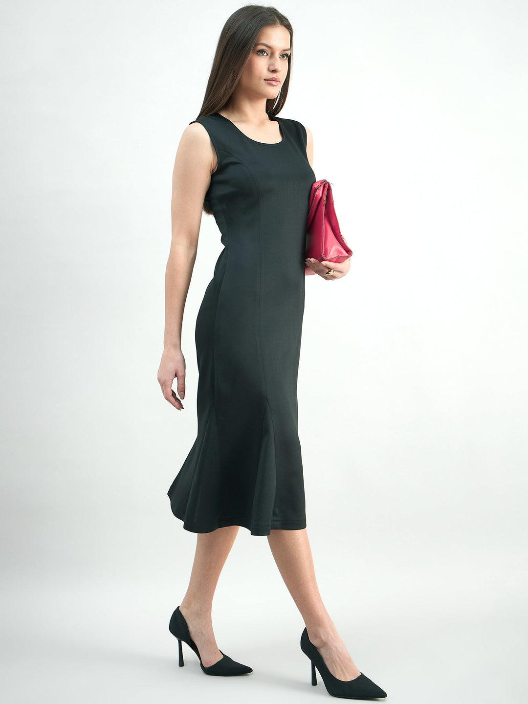 Black-Gerorgette-Scuba-Round-Neck-Midi-Dress