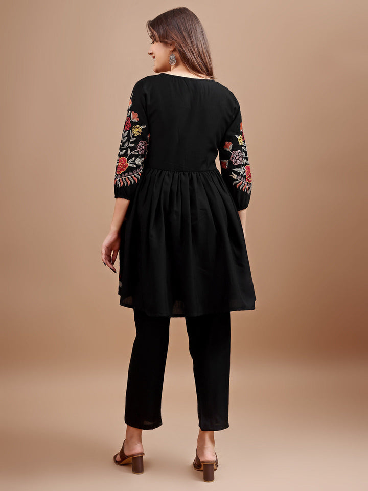 Black-Linen-Embroidered-Flared-Co-Ord-Set
