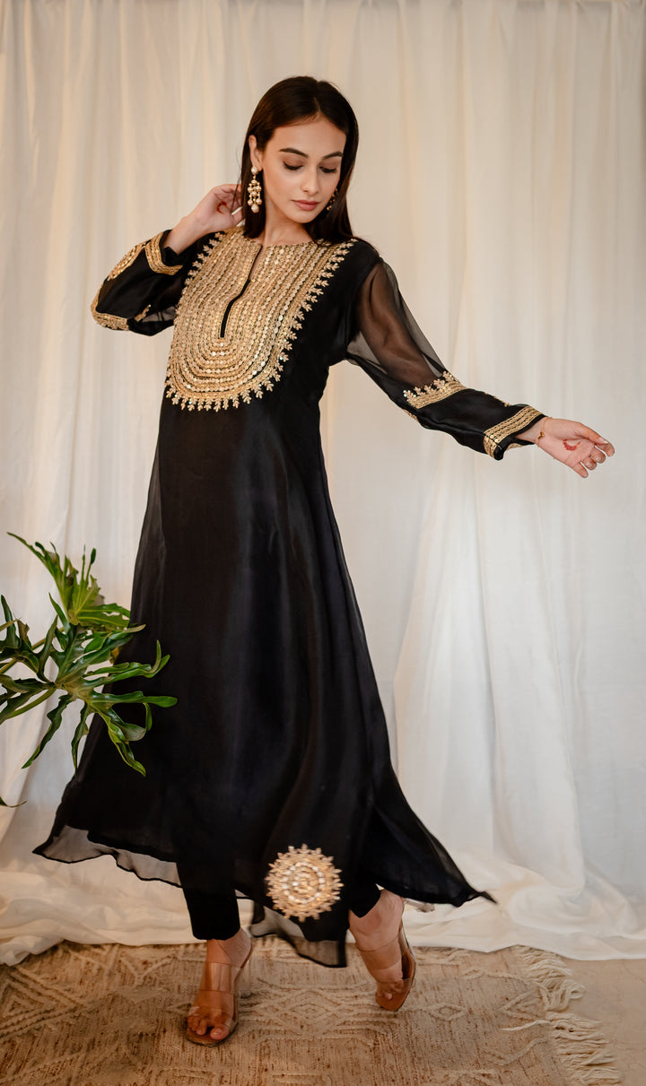 Black-Organza-Gota-Work-2-Piece-Kurta-Set