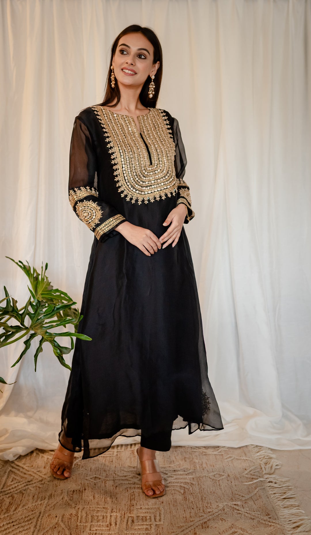 Black-Organza-Gota-Work-2-Piece-Kurta-Set