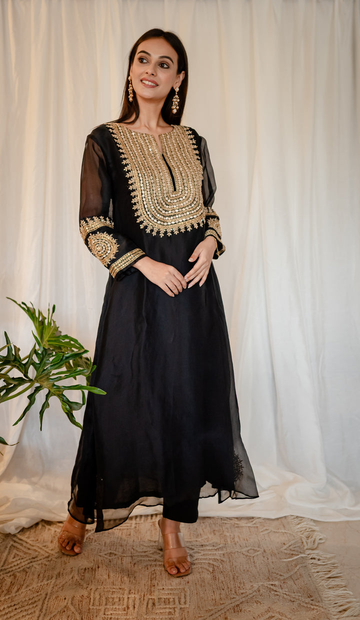 Black-Organza-Gota-Work-2-Piece-Kurta-Set